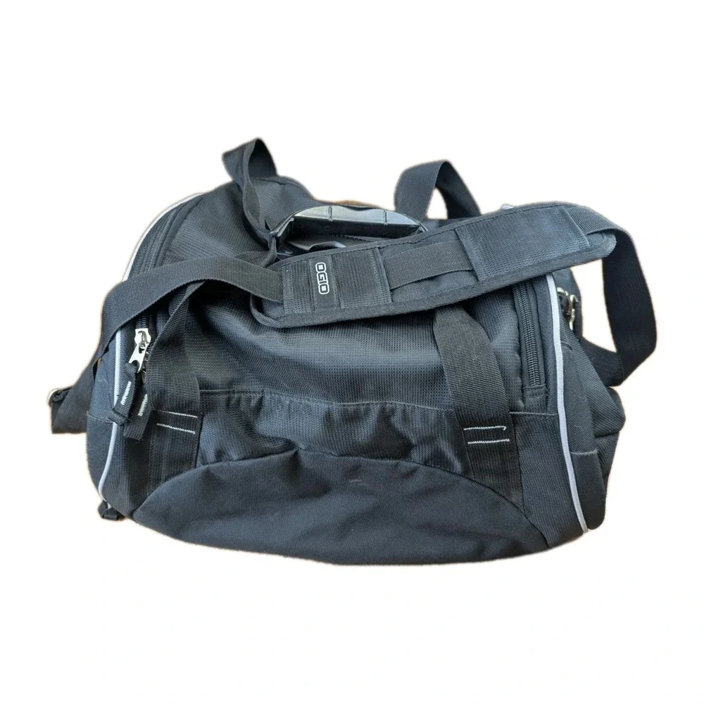 OGIO‎ Crunch Sports Duffle Bag Fitness Gym Pickleball Tennis Basketball Pocket
